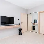 Penthouse Deosebit Frontal La Mare, Pe Faleza Din - Situat La Etajul 4 In Locatia Amaris 4*