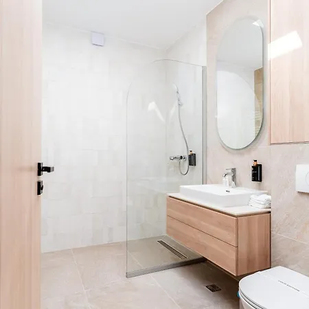 Penthouse Deosebit Frontal La Mare, Pe Faleza Din - Parte Din Amaris *