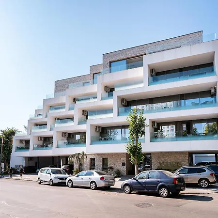 Penthouse Deosebit Frontal La Mare, Pe Faleza Din - Situat La Etajul 4 In Locatia Amaris 公寓 4*