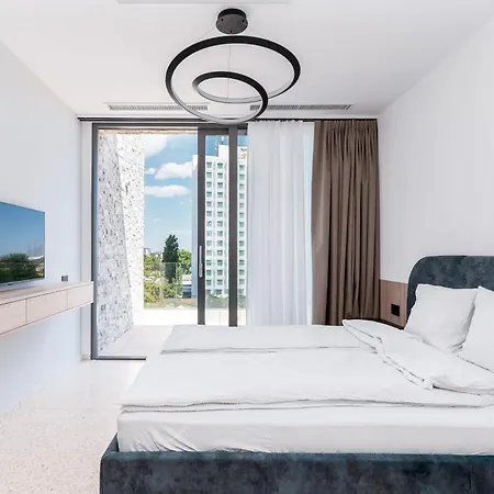 公寓 Penthouse Deosebit Frontal La Mare, Pe Faleza Din - Situat La Etajul 4 In Locatia Amaris 艾福雷诺德