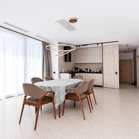 Penthouse Deosebit Frontal La Mare, Pe Faleza Din - Situat La Etajul 4 In Locatia Amaris Apartmán Eforie Nord