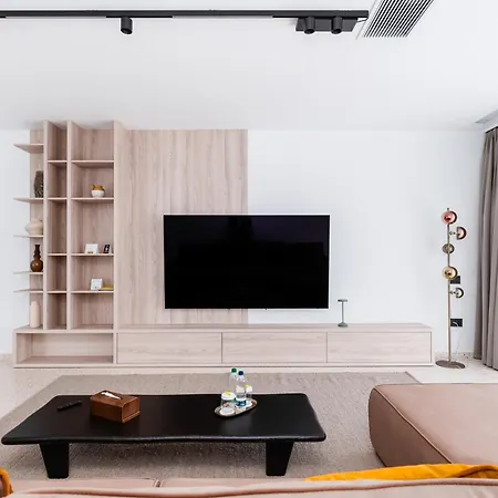 Penthouse Deosebit Frontal La Mare, Pe Faleza Din - Situat La Etajul 4 In Locatia Amaris 公寓 4*